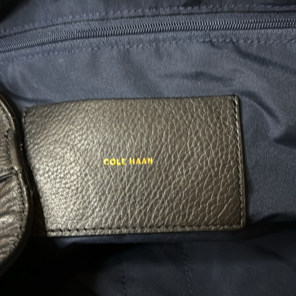 Cole Hann black soft pebbled leather tote bag - Picture 8 of 15